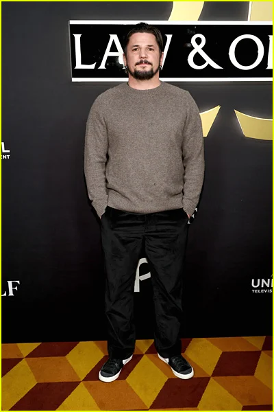 estrelas presentes na celebração do 25º aniversário da Lei e da Ordem