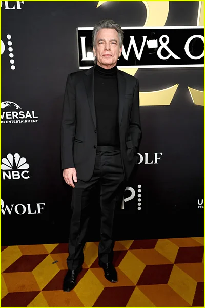 estrelas presentes na celebração do 25º aniversário da Lei e da Ordem