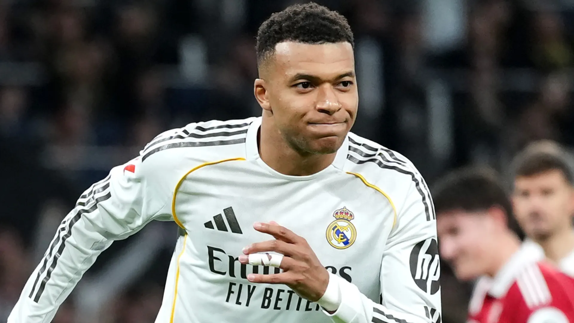 Kylian Mbappe, do Real Madrid, comemorando um gol.