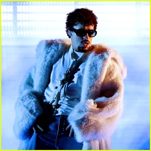 Bad Bunny usará vestido no show do Super Bowl 2026? A produção fala antes do desempenho do intervalo