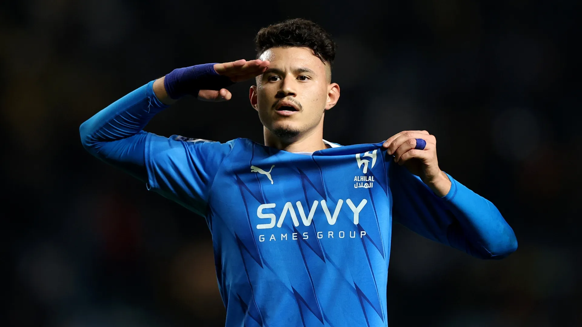 Abdullah Al-Hamddan do Al Hilal comemorando.