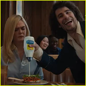 Elle Fanning e Andy Samberg se unem para o comercial do Hellmann's Silly Musical 2026 no Super Bowl