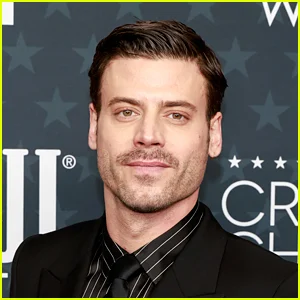 François Arnaud, do Heated Rivalry, deixa de seguir o elenco em um expurgo massivo de sua lista de seguidores nas redes sociais