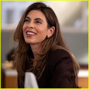 Jamie-Lynn Sigler fala como uma médica com esclerose múltipla em 'Grey's Anatomy' e revela se ela voltará novamente