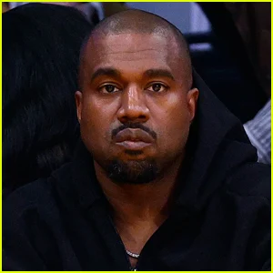 Kanye West pede desculpas pelo anti-semitismo, vende camisas com suásticas e oferece explicação para comportamento preocupante no anúncio 'WSJ'