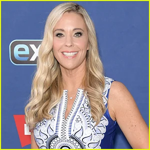 Kate Gosselin responde a rumores de casamento depois que fãs localizam anel no dedo do casamento