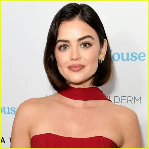 Lucy Hale marca 4 anos de sobriedade com mensagem inspiradora