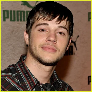 O ator de 'High School Musical 3' Matt Prokop é preso por supostas acusações de pornografia infantil