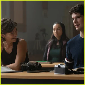 O criador de 'Tell Me Lies' revela as dicas anteriores sobre Bree e Wrigley que você pode ter perdido e o que esperar nos quatro episódios finais desta temporada