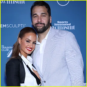 Os advogados de Matt Kalil criticam a ex-mulher Haley Kalil por tentar obter um processo judicial por causa dos comentários dela sobre o tamanho do pênis dele rejeitados