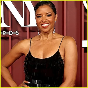 Renée Elise Goldsberry se reunirá com os criadores de 'The Good Wife', Robert e Michelle King, para o novo drama jurídico 'Cupertino'