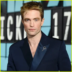 Robert Pattinson faz comentários raros sobre sua filha e revela quais de seus filmes ela assiste