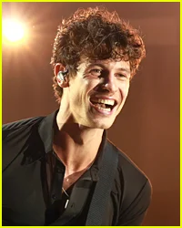 Shawn Mendes continua exibindo PDA com a atriz brasileira Bruna Marquezine