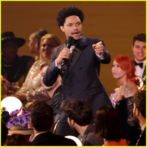 Trevor Noah será o apresentador do Grammy 2026 e é sua 'última' vez de apresentador!