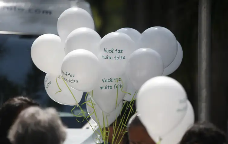 São Paulo (SP) 30/08/2024 - Uma ação destinada à conscientizar a população sobre pessoas desaparecidas, foi organizada na Praça da  Sé. Foto: Paulo Pinto/Agência Brasil