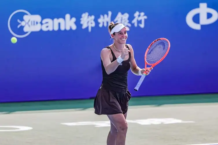Luisa Stefani avaça à final de duplas femininas do WTA 500 de Ningbo Open e, de quebra, se classifica para o Finals na sétima posição - em 19/10/2025