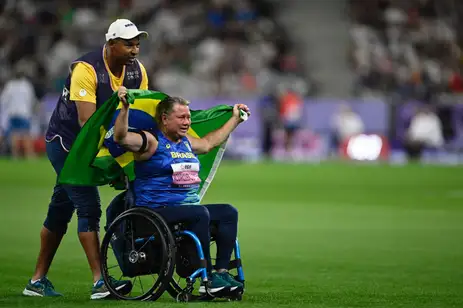 beth gomes, jogos de paris, atletismo, paralimpíada