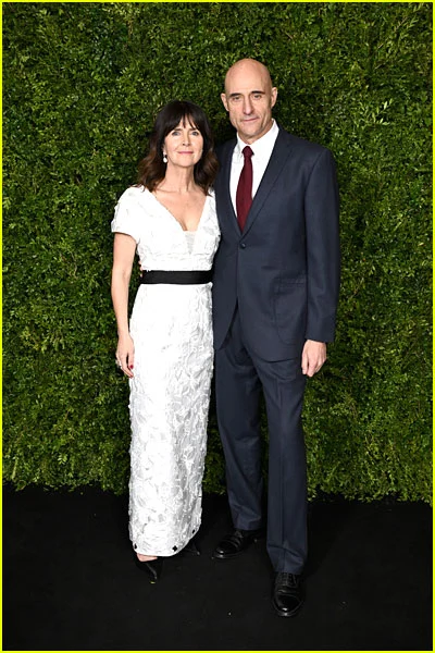 celebridades na festa pré-bafta de Charles Finch e Chanel