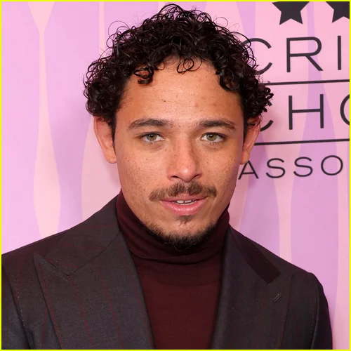 pug cantor mascarado