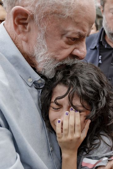 28.02.2026 - Presidente da Republica Luiz Inacio Lula da Silva durante Visita a áreas afetadas pelas chuvas no município de Ubá
Ubá-MG.
Foto: Ricardo Stuckert / PR