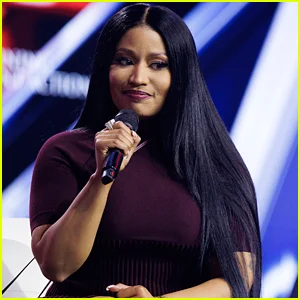 A escavação do Grammy parece desencadear um novo discurso de Nicki Minaj X / Twitter sobre Trevor Noah, Jay-Z, democratas e muito mais