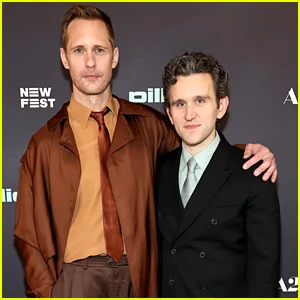 Alexander Skarsgard e Harry Melling levam ‘Pillion’ para Nova York!