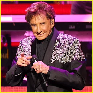 Barry Manilow compartilha atualização em meio à recuperação do tratamento do câncer e adia programas adicionais