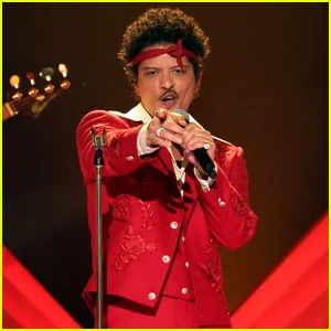 Bruno Mars apresenta nova música ‘I Just Might’ ao vivo pela primeira vez no Grammy 2026 – assista agora!