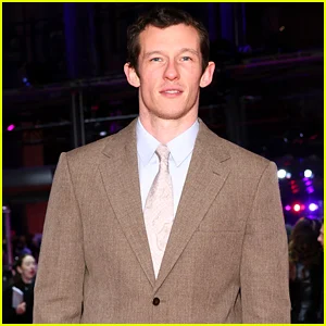 Callum Turner responde aos rumores sobre o elenco de James Bond