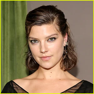 Cat Missal confirma que é gay na entrevista final de 'Tell Me Lies', fala com sua parceira de longa data, Jess Panneton