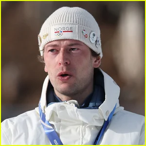 Ex-namorada do atleta olímpico quebra o silêncio após confissão de traição ao vivo na TV