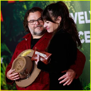 Jack Black comemora 20 anos de casamento com a esposa Tanya Haden