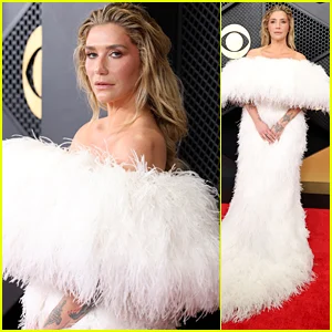 Kesha surpreende com um vestido branco de penas no Grammy 2026