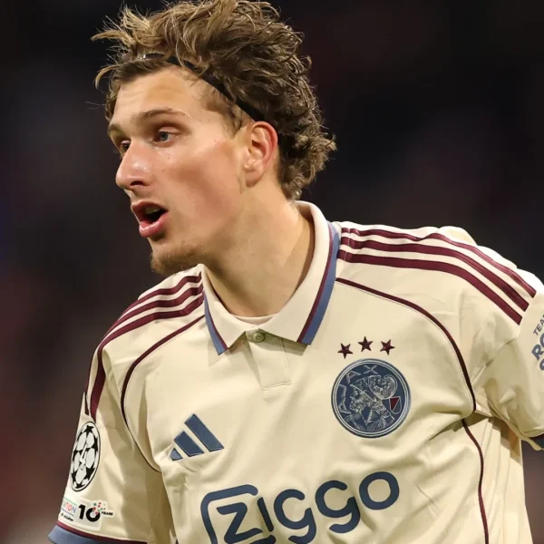 Lamine Yamal pode ganhar impulso ofensivo, já que o Barcelona está de olho em um jovem promissor do Ajax