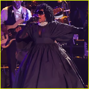 Lauryn Hill lidera tributo repleto de estrelas a D'Angelo e Roberta Flack no Grammy 2026