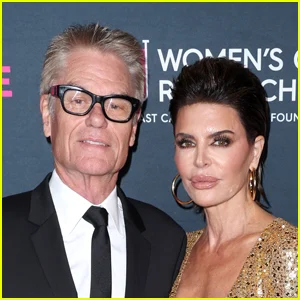 Lisa Rinna aborda rumores de sexualidade do marido Harry Hamlin após quase três décadas de casamento