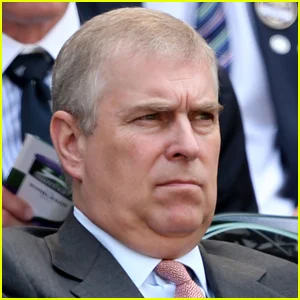 Mais detalhes surgem sobre por que o príncipe Andrew foi preso e, além disso, a realeza não sabia com antecedência