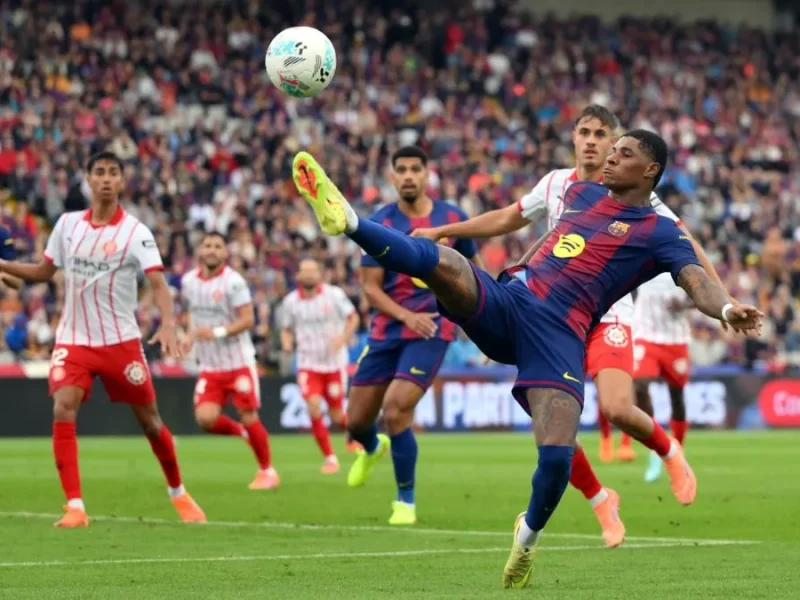 O Barcelona de Hansi Flick supostamente avança com uma forte jogada para garantir a transferência permanente de Marcus Rashford