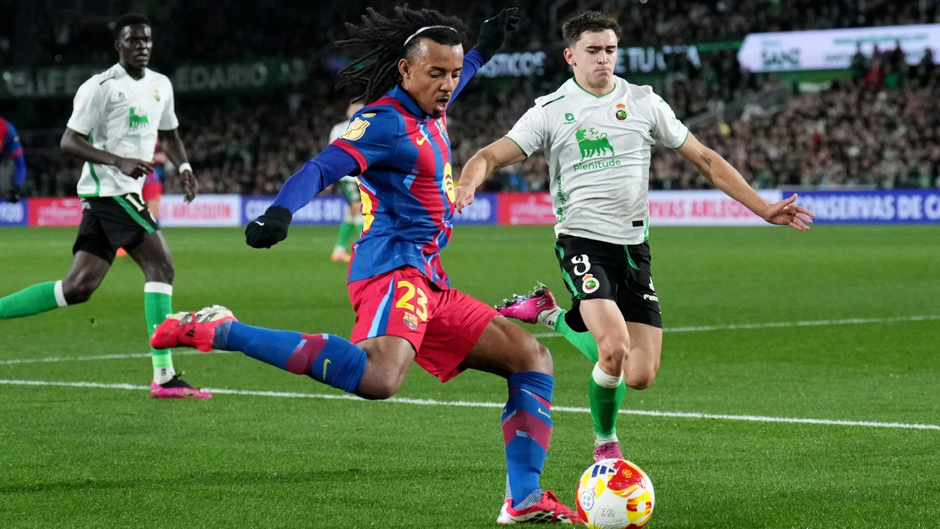 Jules Koundé, astro do Barcelona