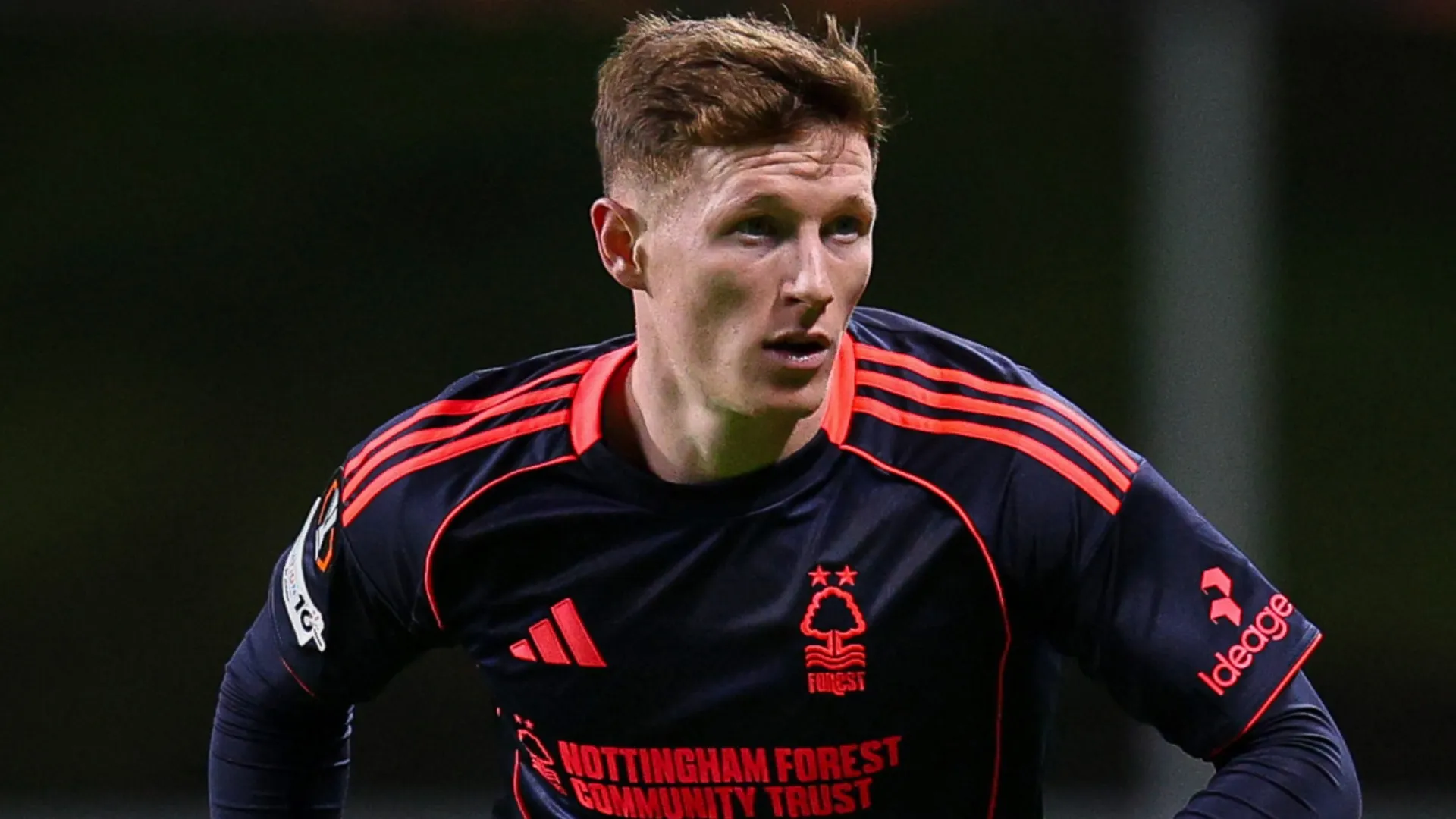 Elliot Anderson, estrela do Nottingham Forest