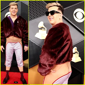 O cantor Markos D1 se torna viral com a roupa transparente do Grammy, aparentemente usada sem roupa íntima