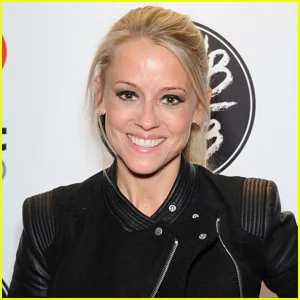 'Rehab Addict' cancelado pela HGTV depois que a apresentadora Nicole Curtis usou calúnia racial durante as filmagens