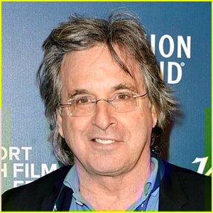 Revelados novos detalhes trágicos sobre a morte de Robert Carradine, incluindo a causa