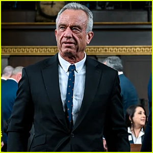 Robert F. Kennedy Jr. diz aos americanos para comprarem 'fígado' e 'cortes baratos' enquanto os preços da carne bovina disparam