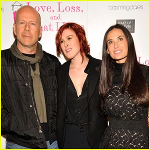 Rumer Willis responde a alegações de que vive do dinheiro dos pais