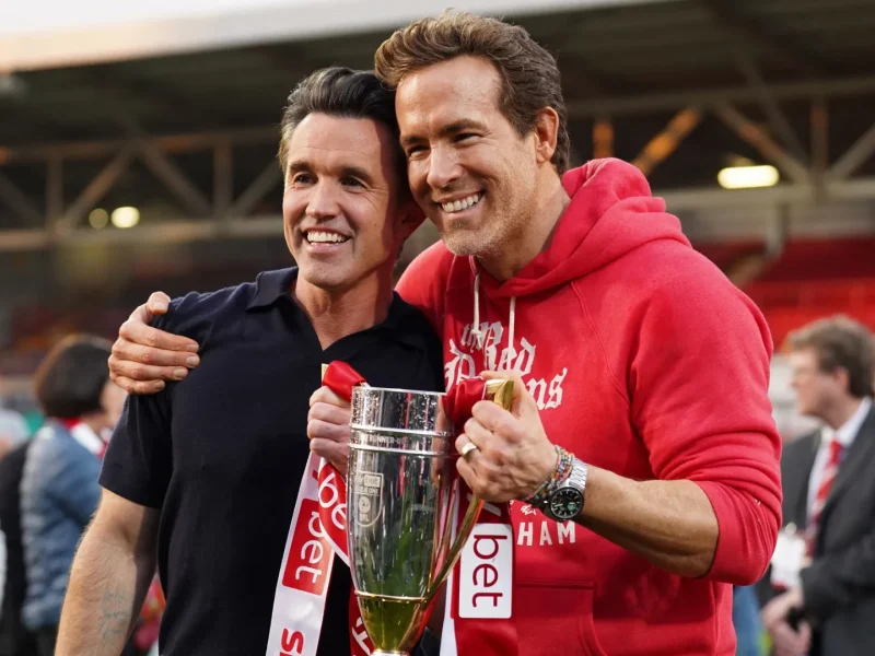 Ryan Reynolds e Rob McElhenney definem o roteiro para o sucesso do Wrexham em meio às aspirações da Premier League