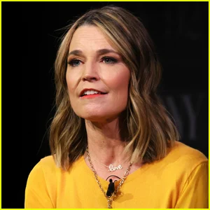 Savannah Guthrie quebra o silêncio sobre o desaparecimento da mãe Nancy, 84, enquanto ela perde o programa 'Today', informado pelo FBI