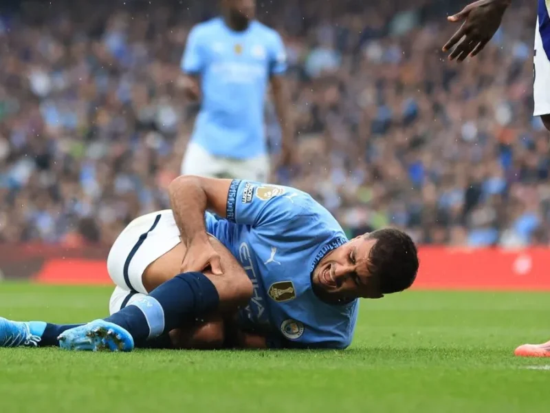 Stones prontos para economizar dinheiro do Man City preenchendo o papel de Rodri