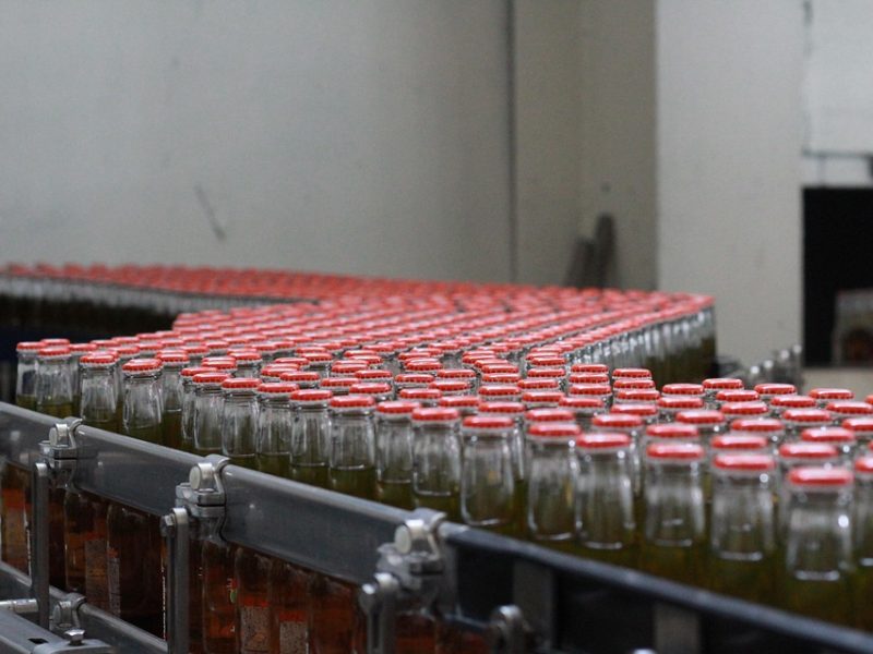 Produção e venda de veículos caem em janeiro, aponta Anfavea