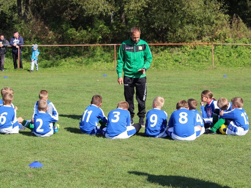 Consulta pública sugere regra variável para aferir idade na internet